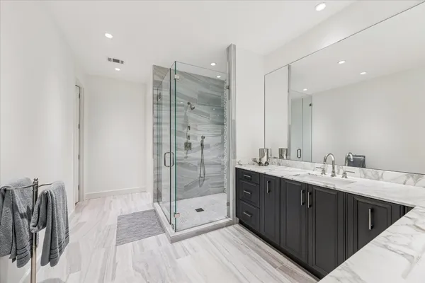 $12,500 | 10 South Briar Hollow Lane, Unit 53, Houston, TX 77027