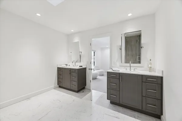 $12,500 | 10 South Briar Hollow Lane, Unit 53, Houston, TX 77027