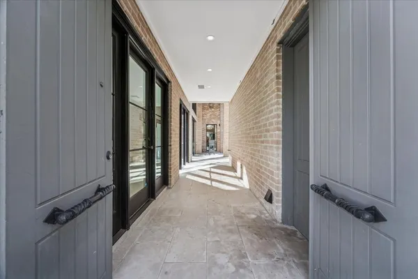 $12,500 | 10 South Briar Hollow Lane, Unit 53, Houston, TX 77027