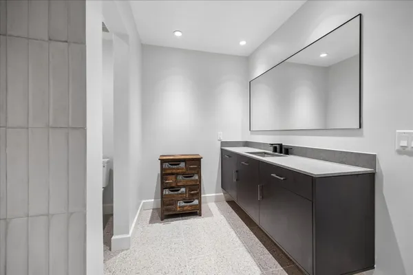 $12,500 | 10 South Briar Hollow Lane, Unit 53, Houston, TX 77027