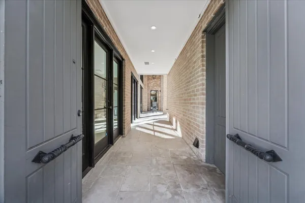 $12,500 | 10 South Briar Hollow Lane, Unit 53, Houston, TX 77027