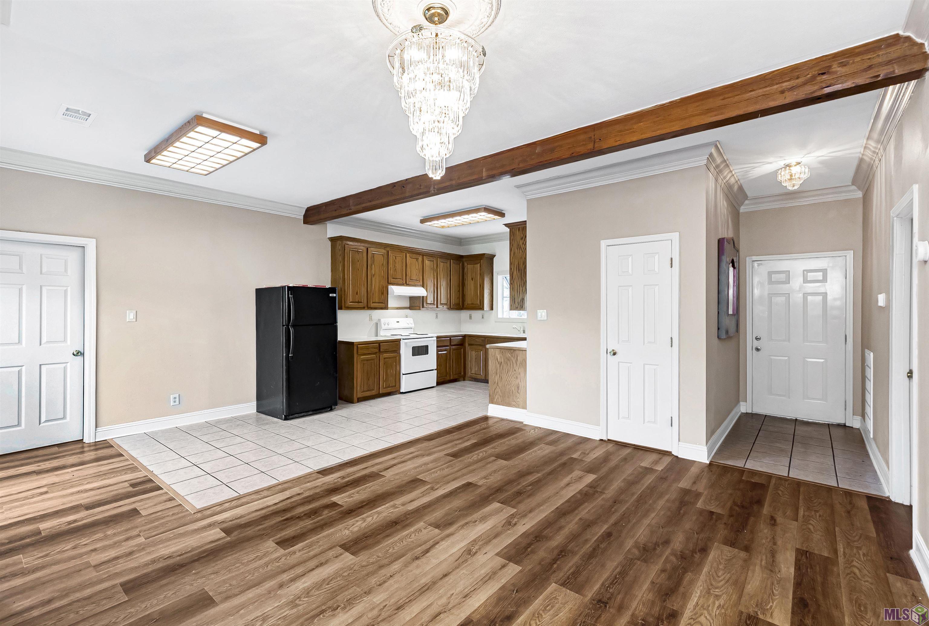 550 South River Road, Unit B Port Allen, LA 70767 - Photo 11 of 12