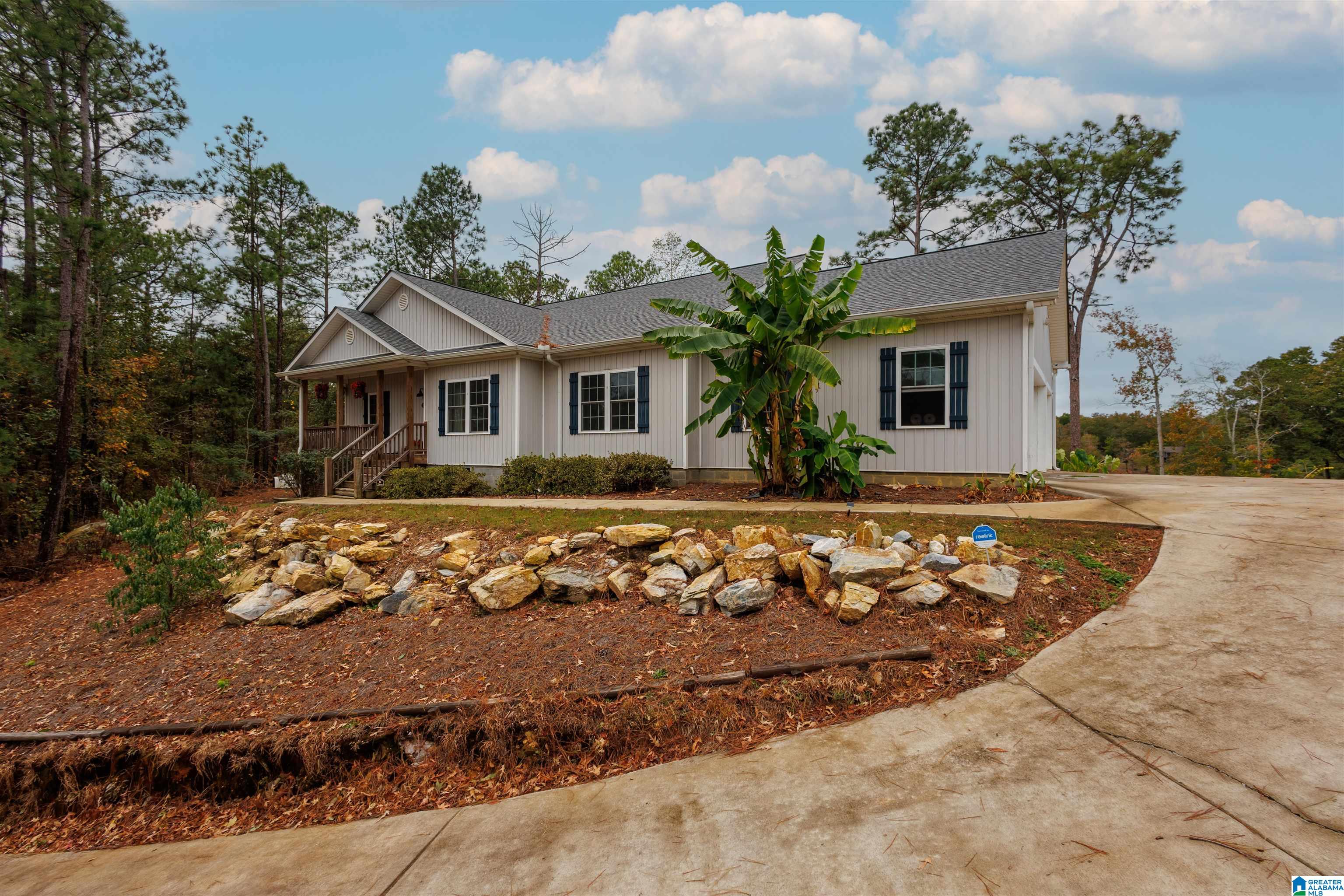 110 Azalea Road Sylacauga, AL 35150 - Photo 2 of 32