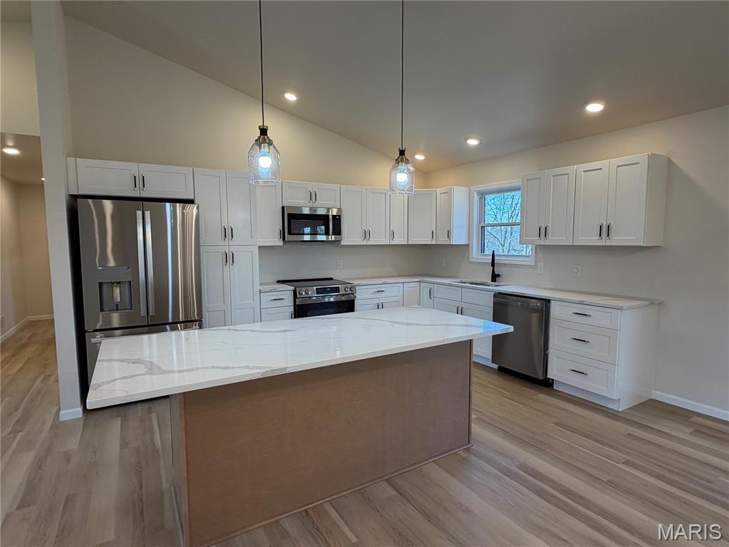 5722 Brady Road Hannibal, MO 63401 - Photo 4 of 26