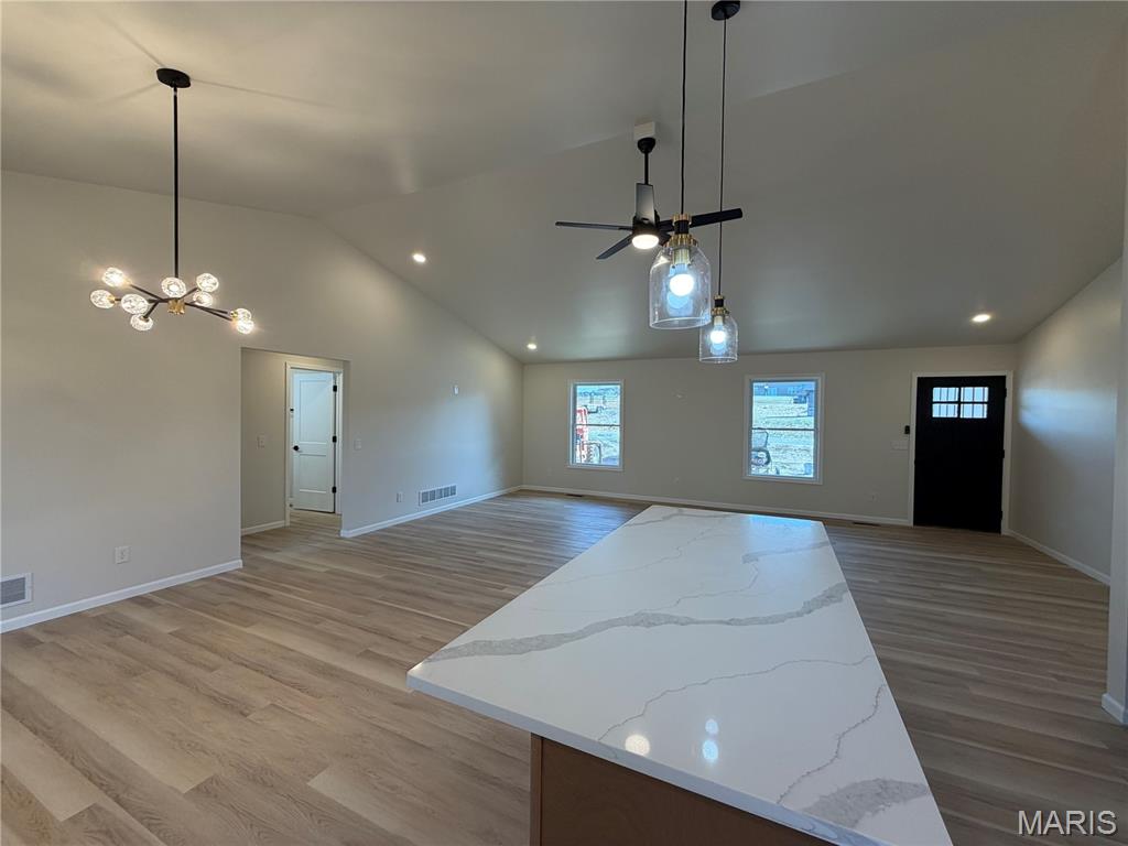 5722 Brady Road Hannibal, MO 63401 - Photo 5 of 26