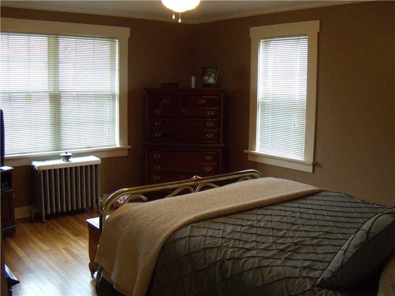 455 Beverly Road Mt. Lebanon, PA 15216 - Photo 13 of 24 Master Bedroom. BEDROOM IS LARGE WITH GOOD CLOSET SPACE