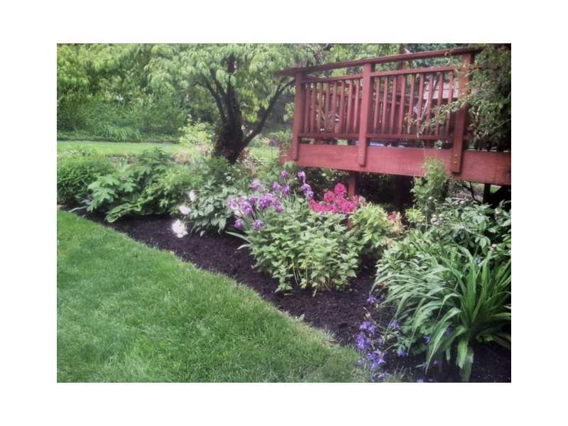 455 Beverly Road Mt. Lebanon, PA 15216 - Photo 4 of 24 Land/Lot. Side of Deck