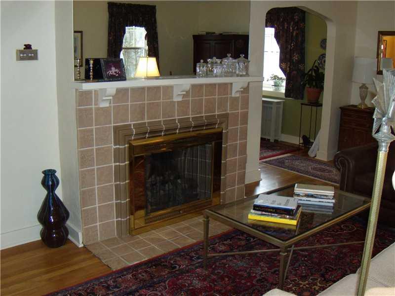 455 Beverly Road Mt. Lebanon, PA 15216 - Photo 6 of 24 Living Room. GREAT LOOKING FUNCTIONAL GAS FIRPLACE WITH HEATILATOR