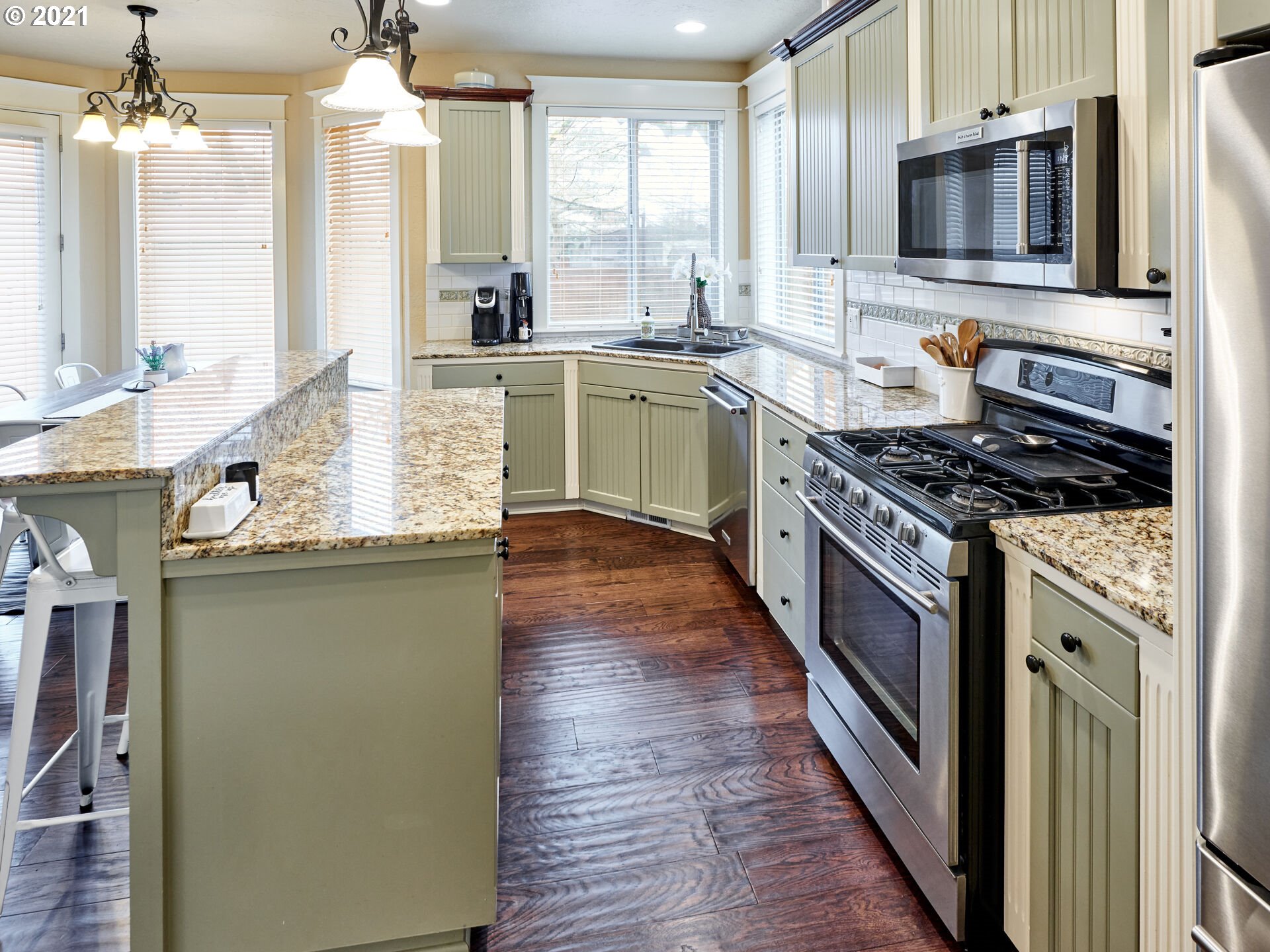 3760 2nd Street Hubbard, OR 97032 - Photo 12 of 31 Gallery Image 12