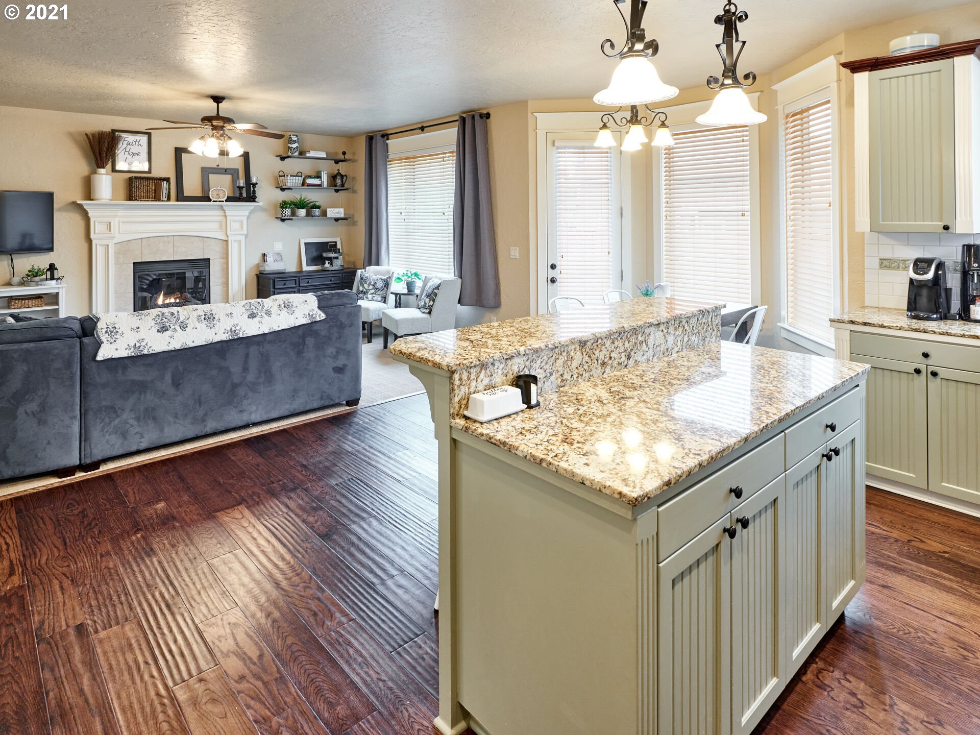 3760 2nd Street Hubbard, OR 97032 - Photo 15 of 31 Gallery Image 15