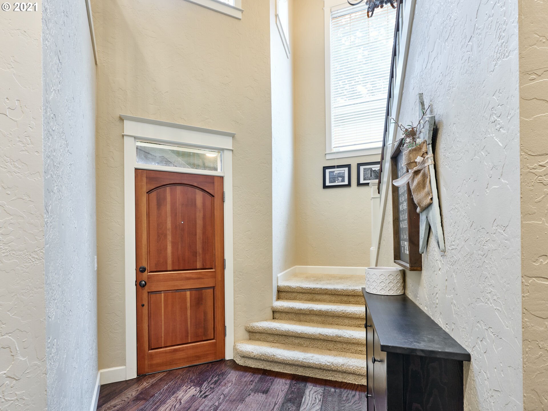 3760 2nd Street Hubbard, OR 97032 - Photo 3 of 31 Gallery Image 3