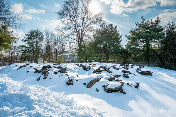 $1,350,000 | 1821 Oak Tree Road, Edison, NJ 08820