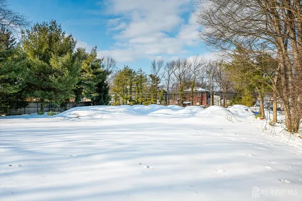 $1,350,000 | 1821 Oak Tree Road, Edison, NJ 08820