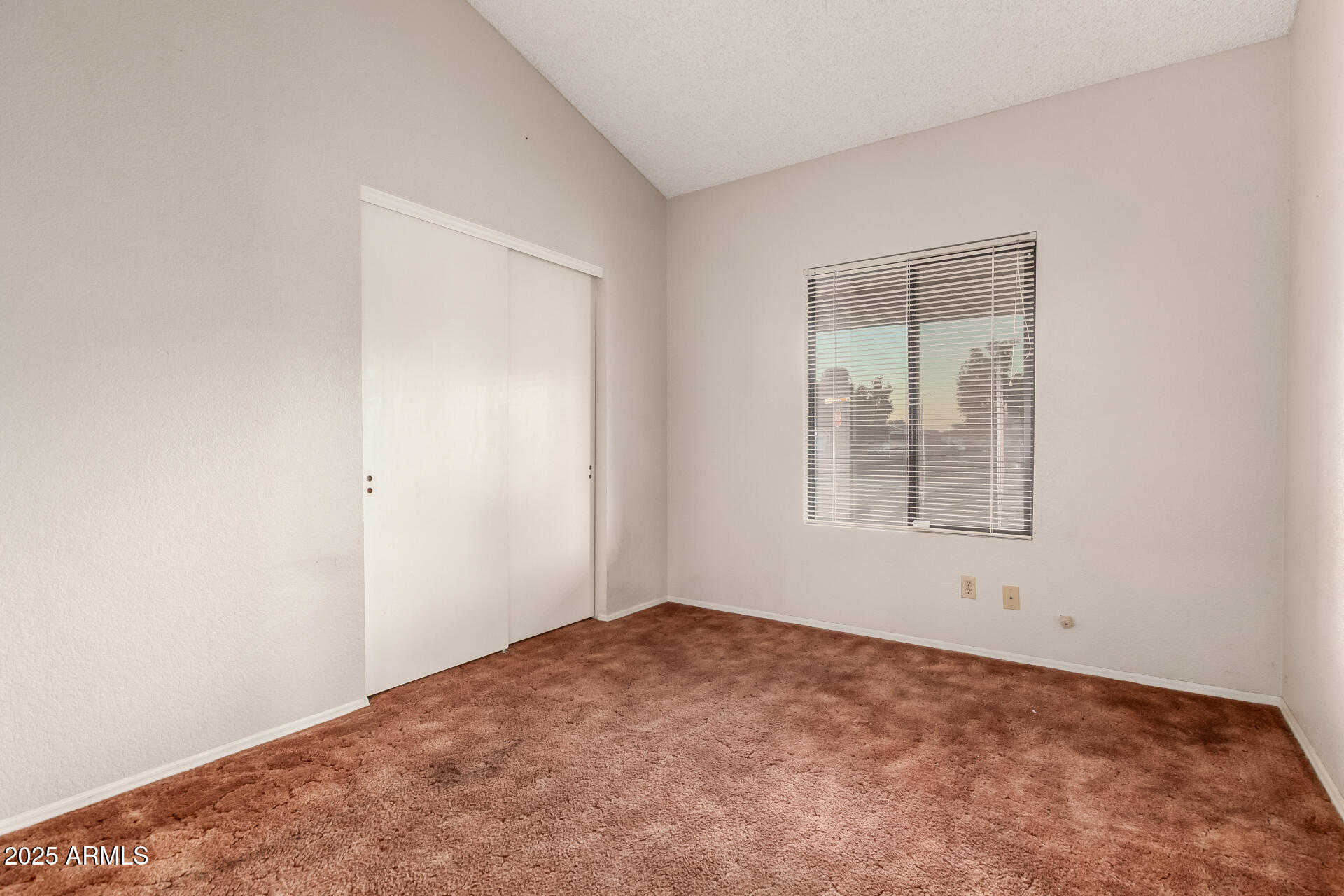 1729 West Brooks Street Chandler, AZ 85224 - Photo 20 of 33 a view of empty room with windows