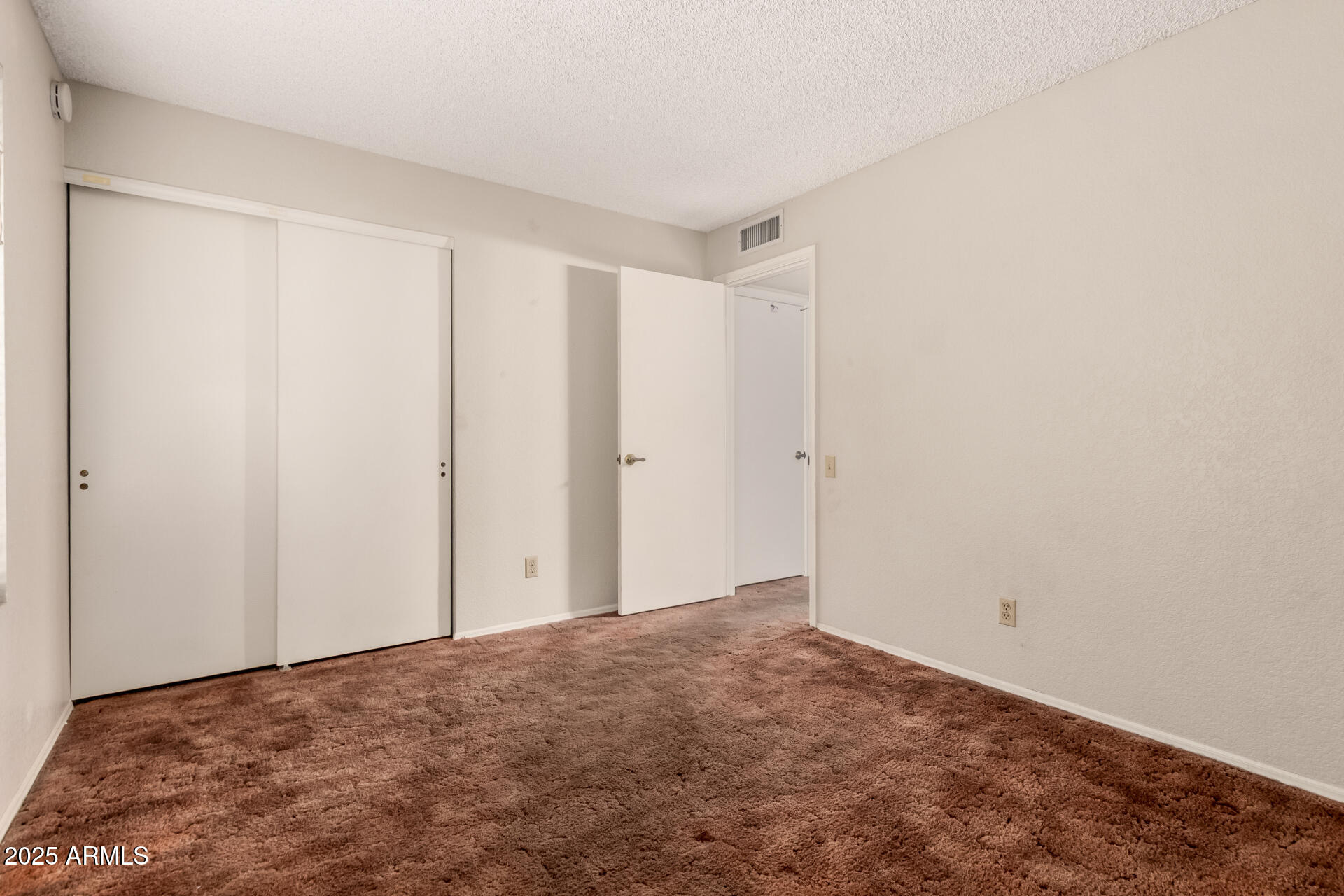 1729 West Brooks Street Chandler, AZ 85224 - Photo 24 of 33 a view of room