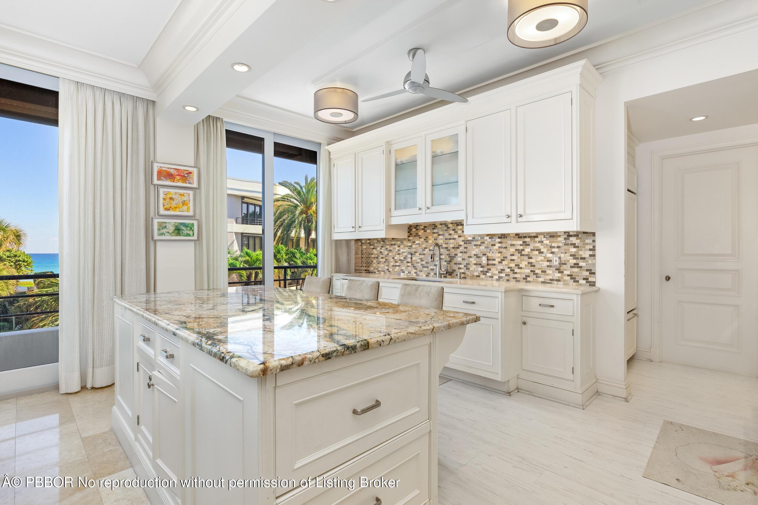 120 Sunset Avenue, Unit 3D Palm Beach, FL 33480 - Photo 5 of 8 Kitchen