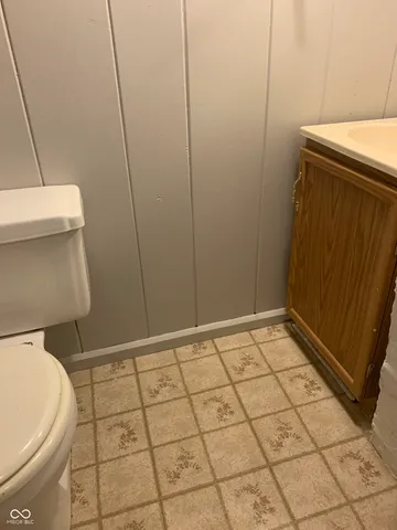 $1,595 | 717 North Emerson Avenue, Indianapolis, IN 46219