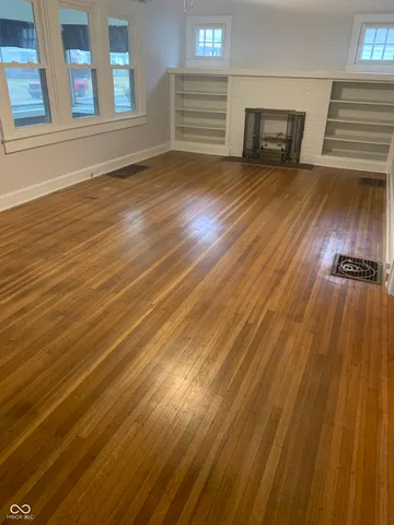 $1,595 | 717 North Emerson Avenue, Indianapolis, IN 46219