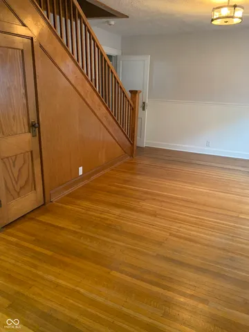 $1,595 | 717 North Emerson Avenue, Indianapolis, IN 46219