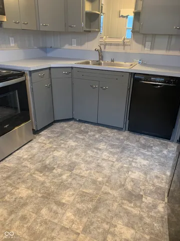 $1,595 | 717 North Emerson Avenue, Indianapolis, IN 46219