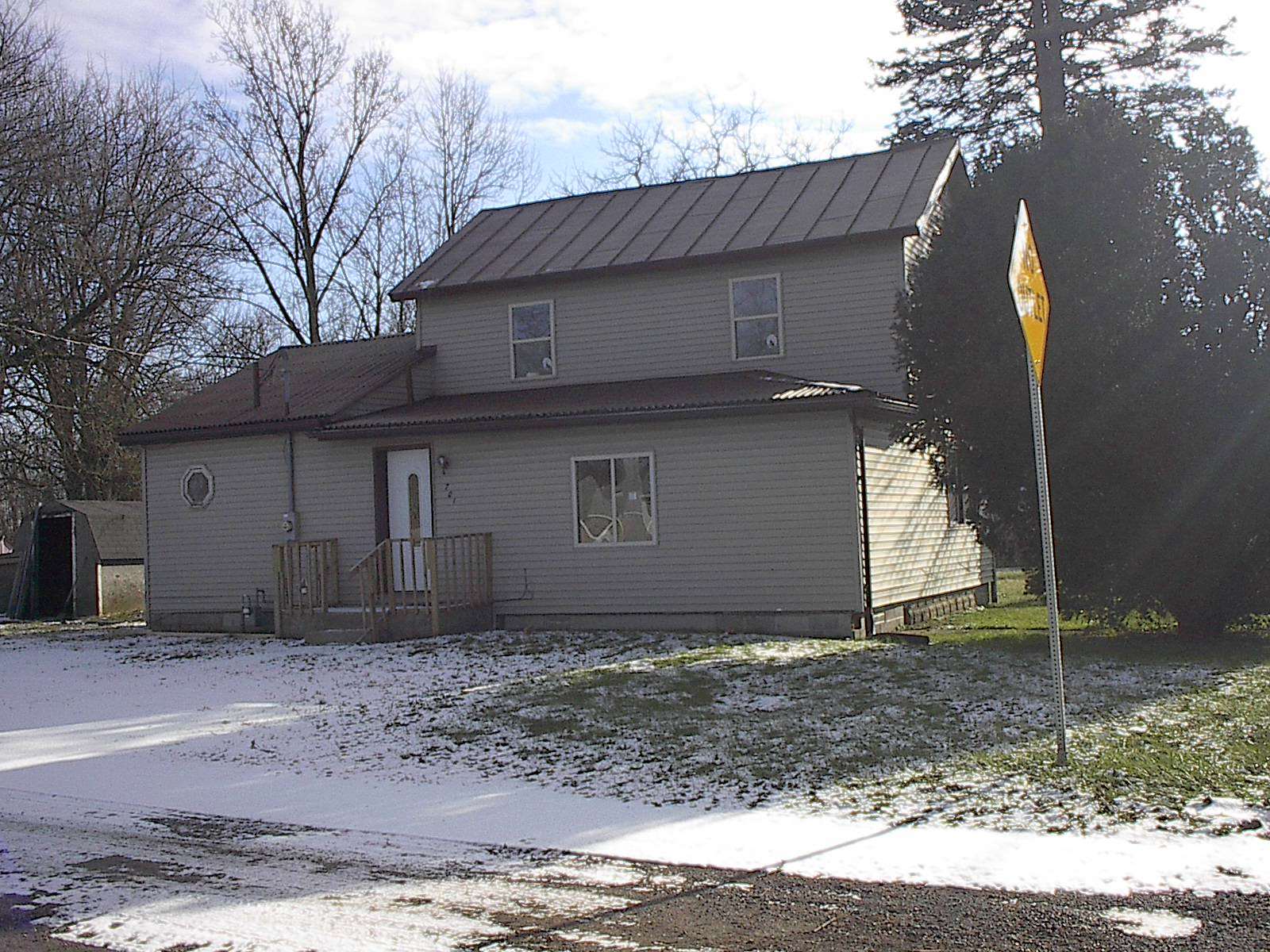 701 South Federal Avenue Butler, IN 46721 - Photo 1 of 9