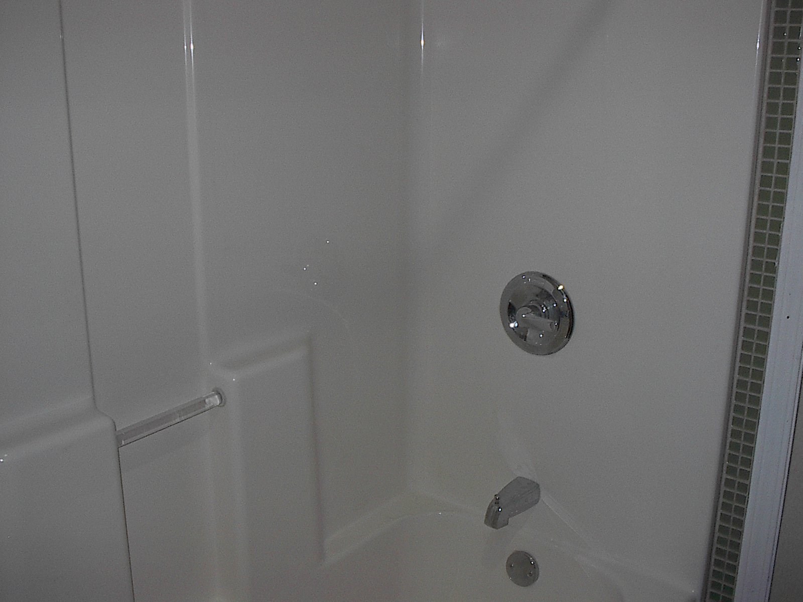 701 South Federal Avenue Butler, IN 46721 - Photo 4 of 9