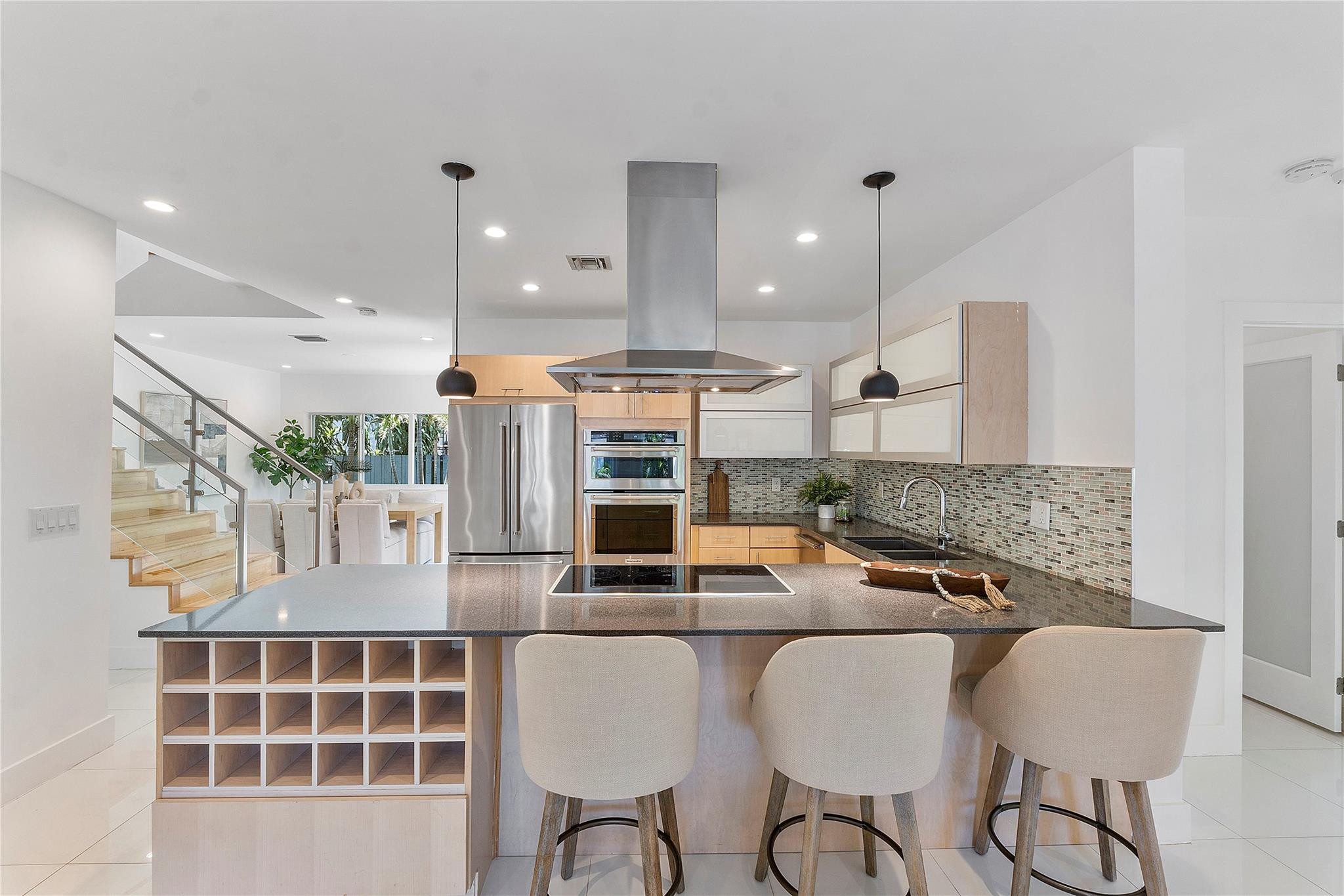 720 Northeast 17th Road Fort Lauderdale, FL 33304 - Photo 13 of 53 Photo 13