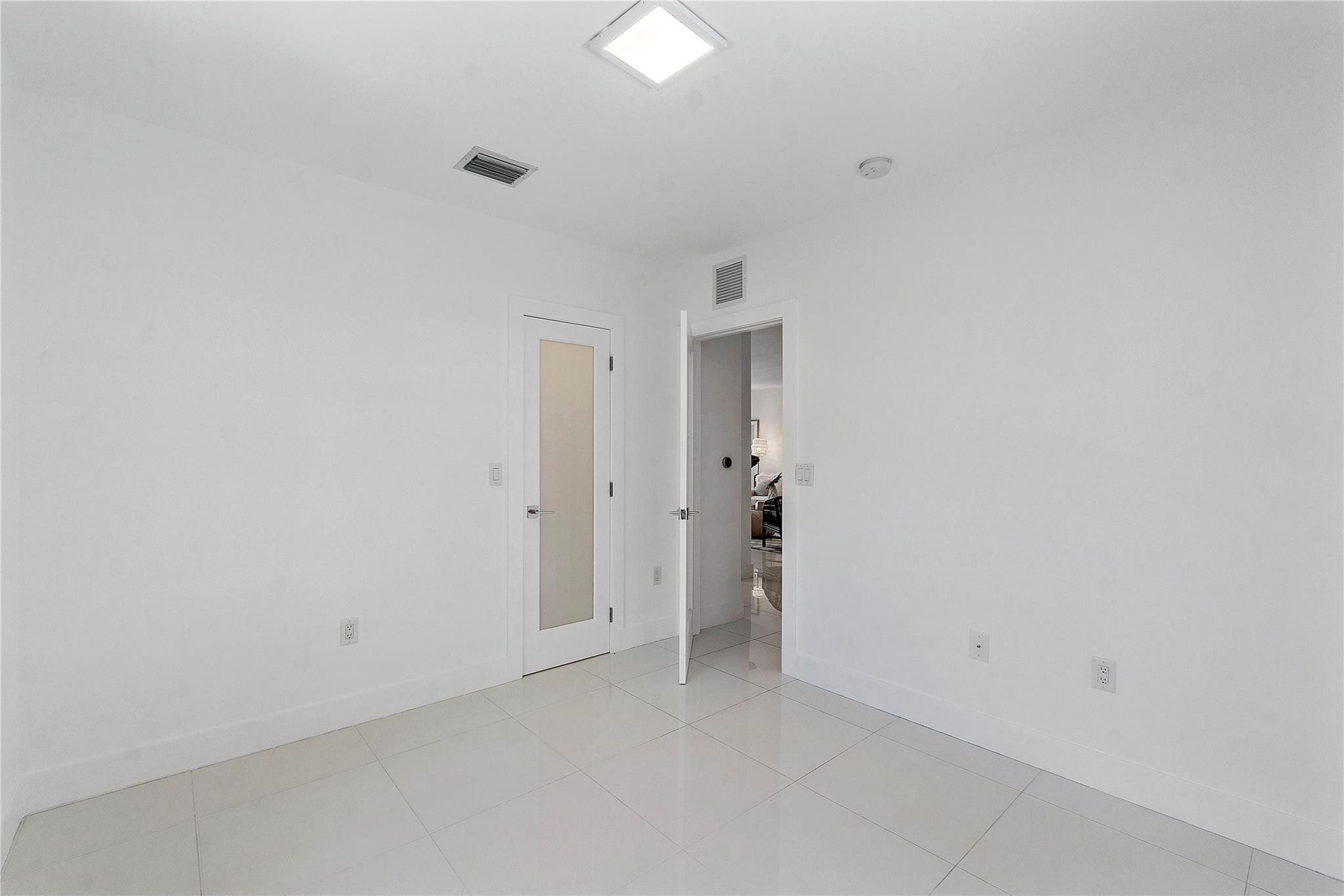 720 Northeast 17th Road Fort Lauderdale, FL 33304 - Photo 45 of 53 Photo 45