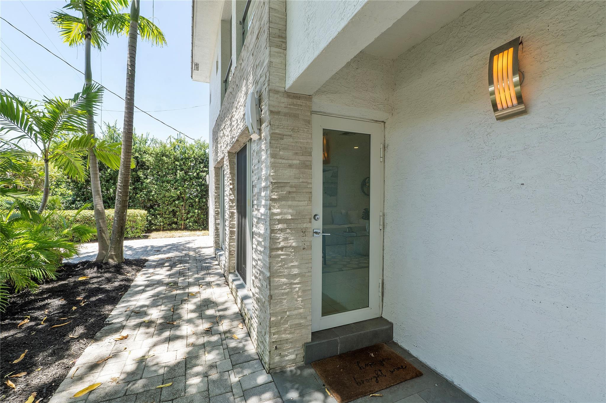720 Northeast 17th Road Fort Lauderdale, FL 33304 - Photo 6 of 53 Photo 6