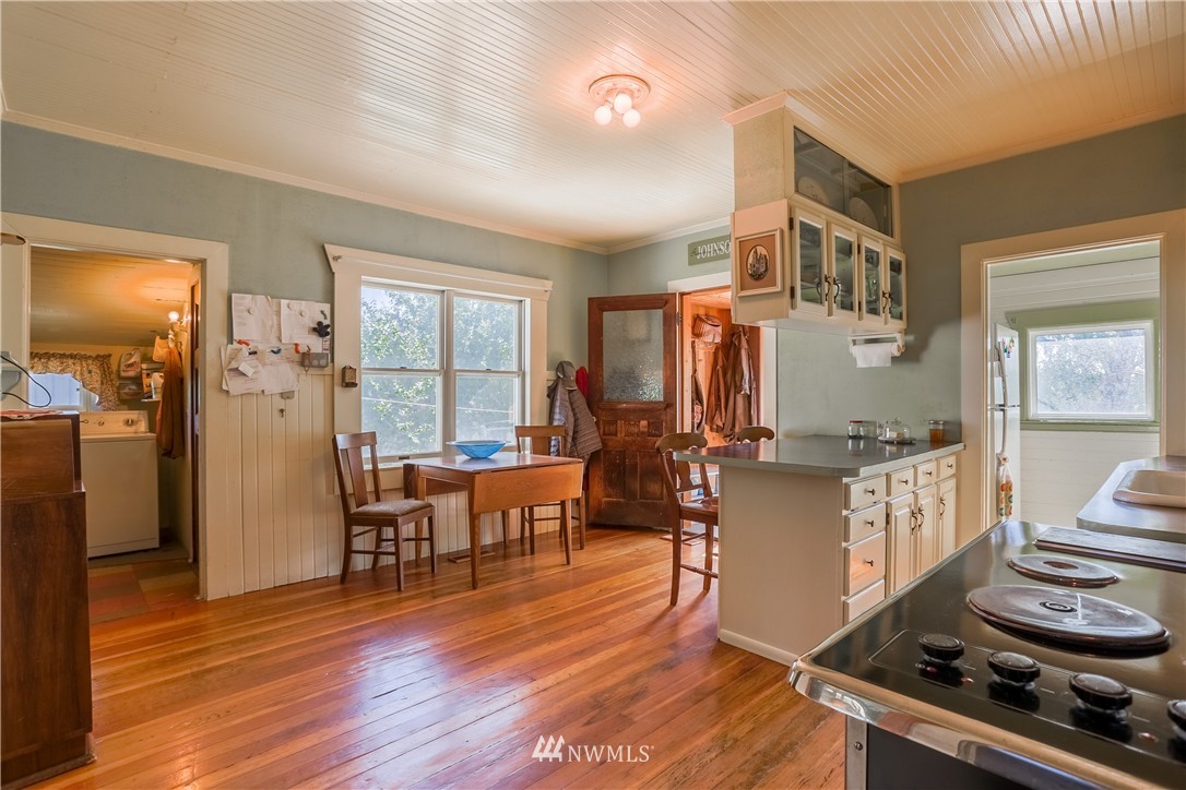 3293 Grandview Road Ferndale, WA 98248 - Photo 7 of 25