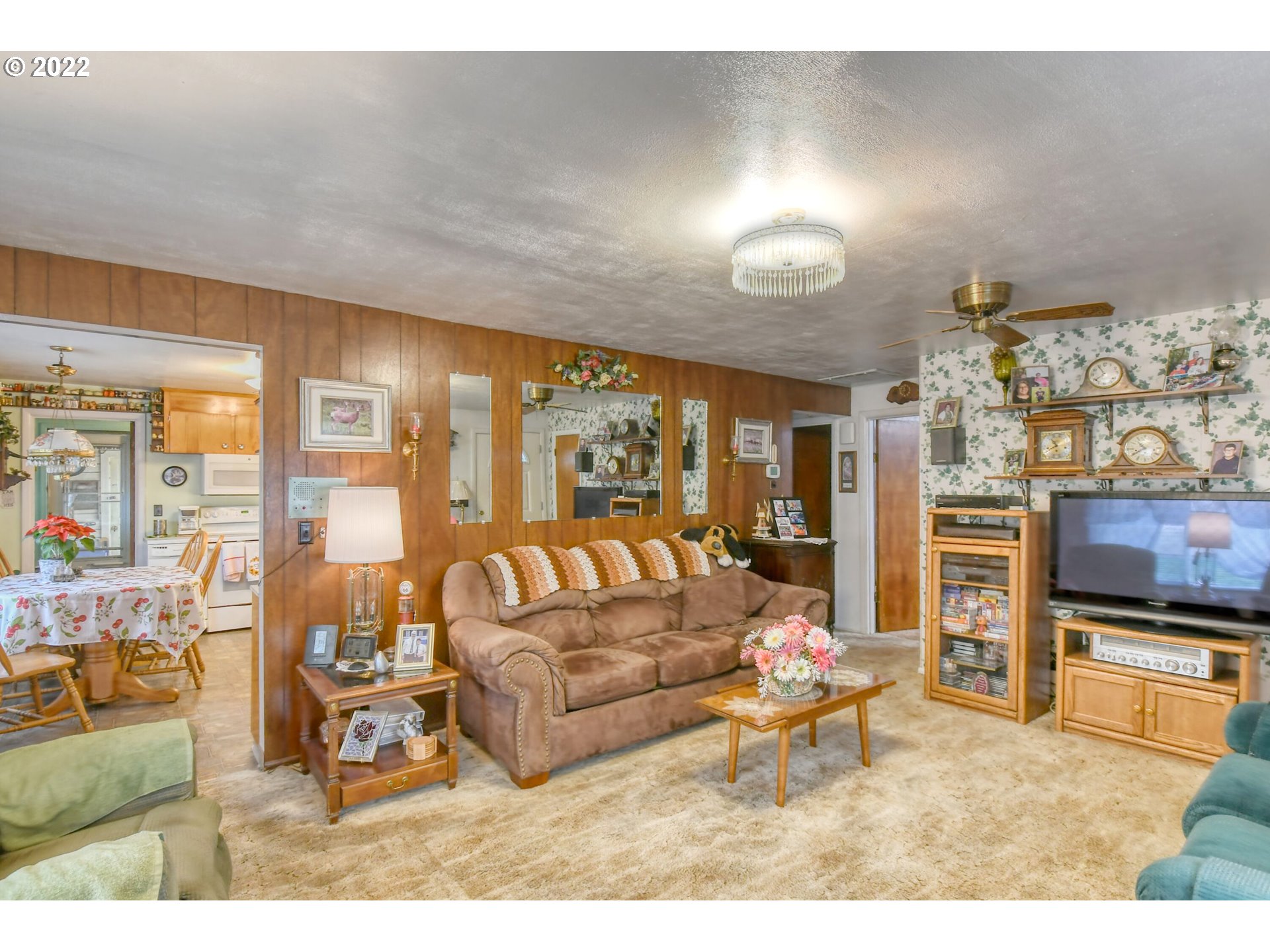 42243 Main Street Pendleton, OR 97801 - Photo 7 of 32