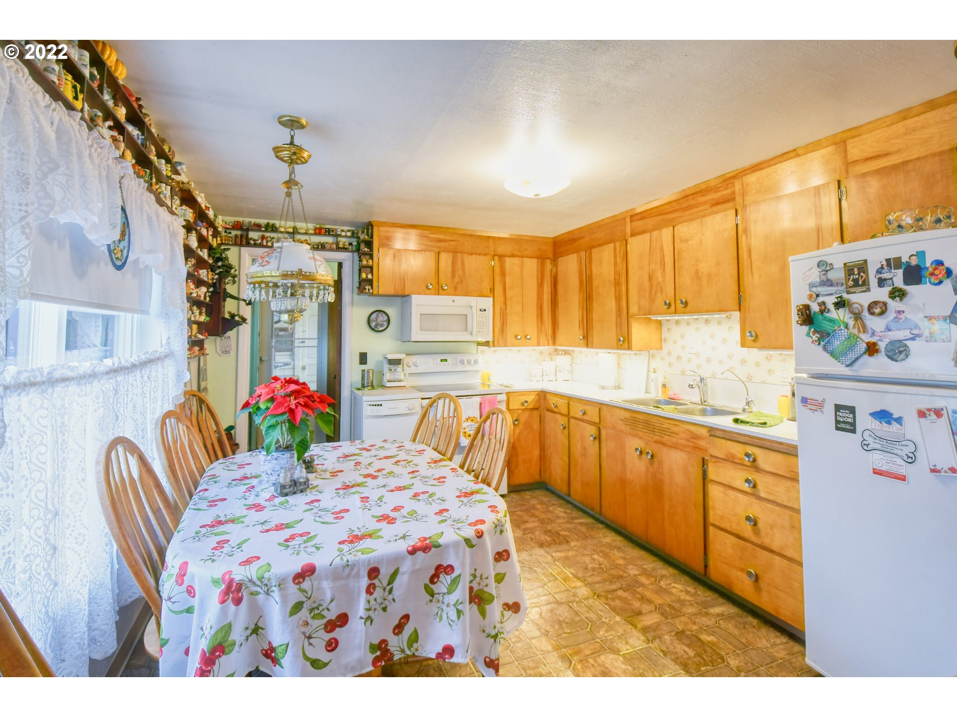 42243 Main Street Pendleton, OR 97801 - Photo 9 of 32