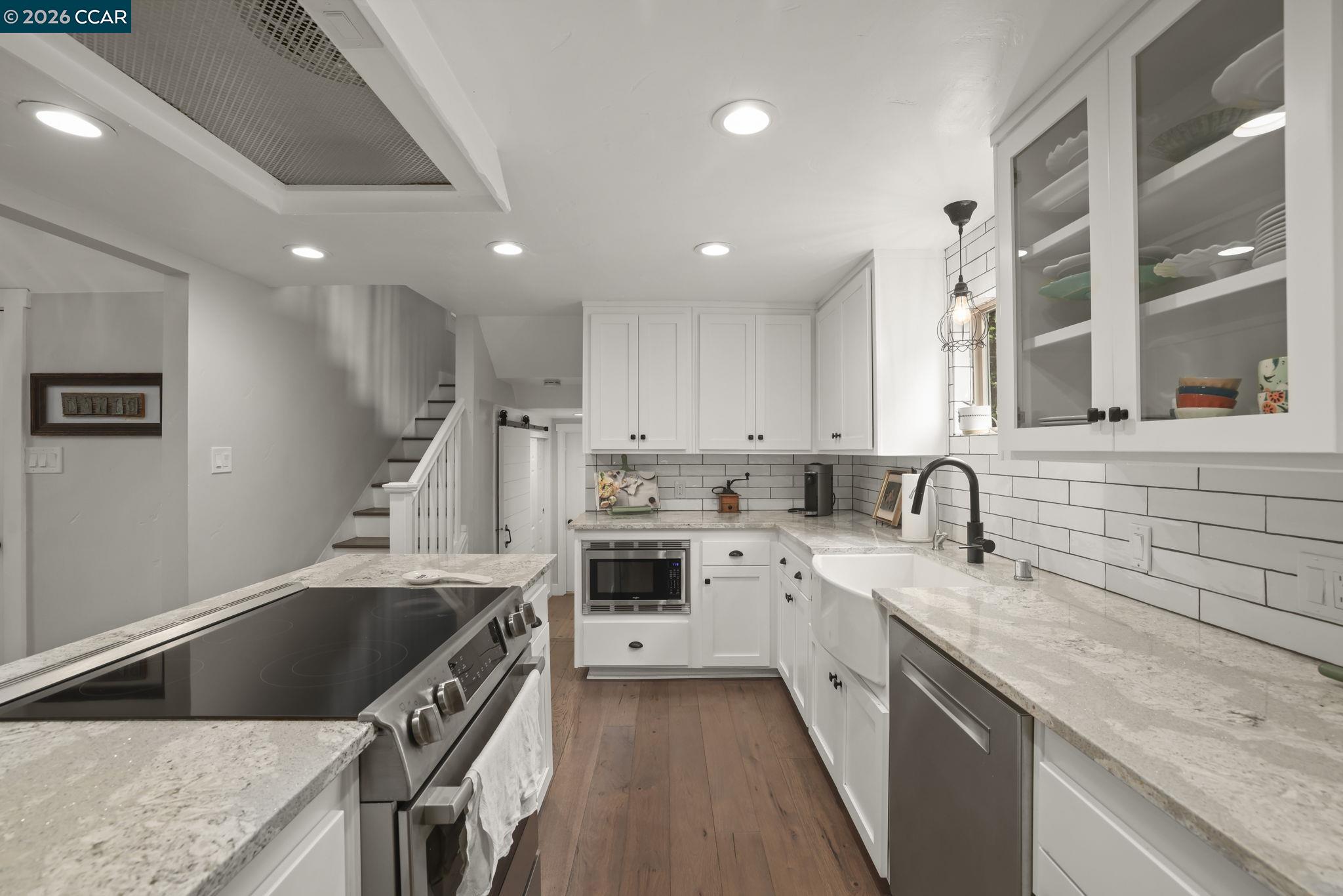 5461 Alhambra Valley Road Martinez, CA 94553 - Photo 13 of 39