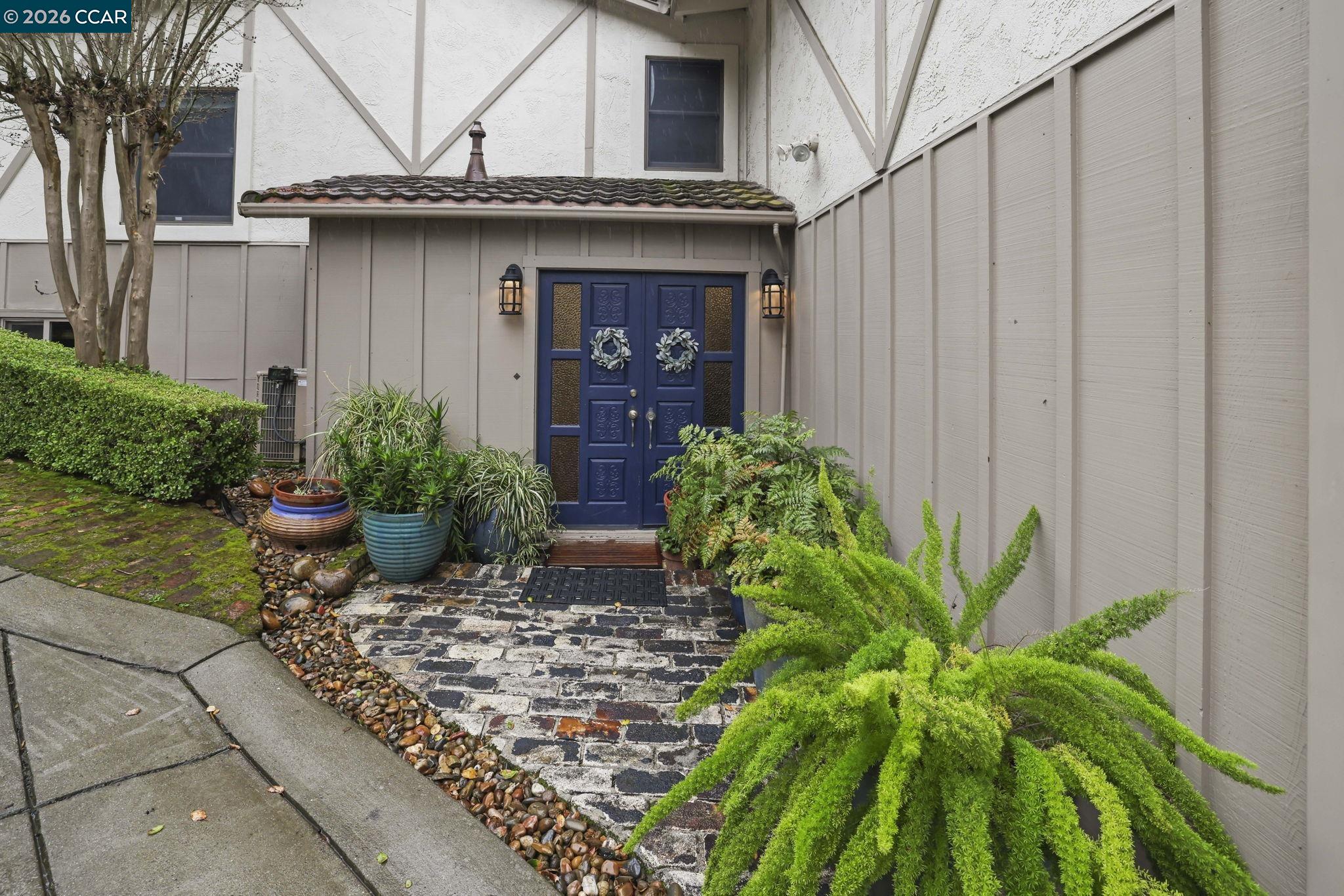 5461 Alhambra Valley Road Martinez, CA 94553 - Photo 3 of 39