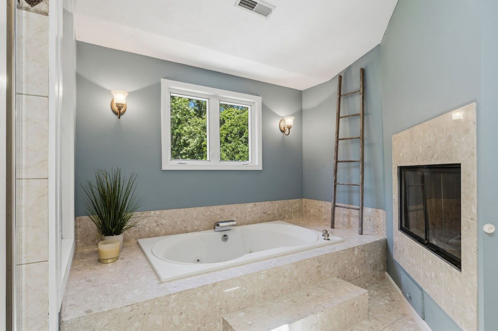 134 Wickham Road North Kingstown, RI 02852 - Photo 33 of 45