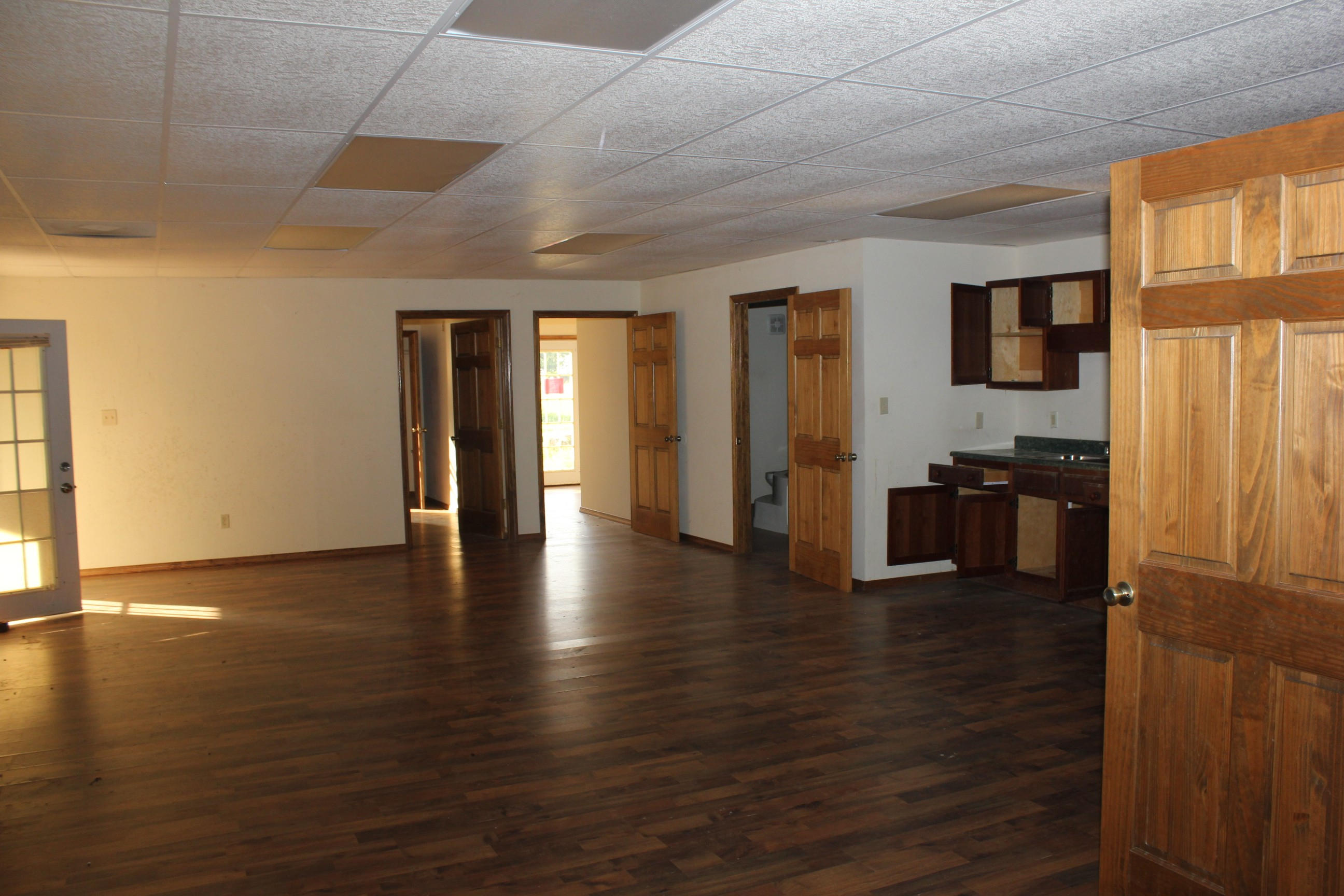 416 McTeer Road Greenback, TN 37742 - Photo 12 of 19 Lower level living area