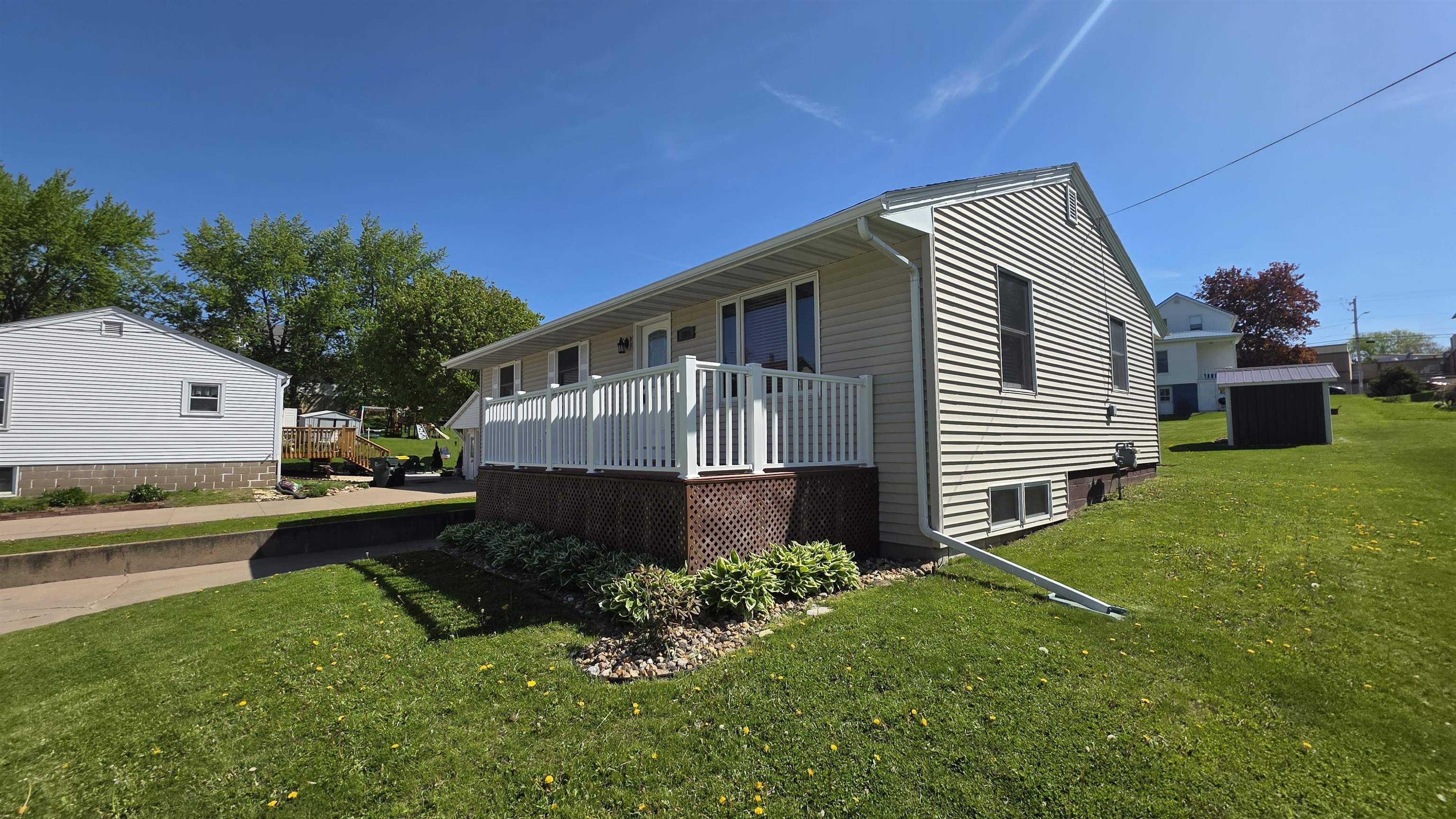 500 South Jefferson Street Lancaster, WI 53813 - Photo 9 of 41