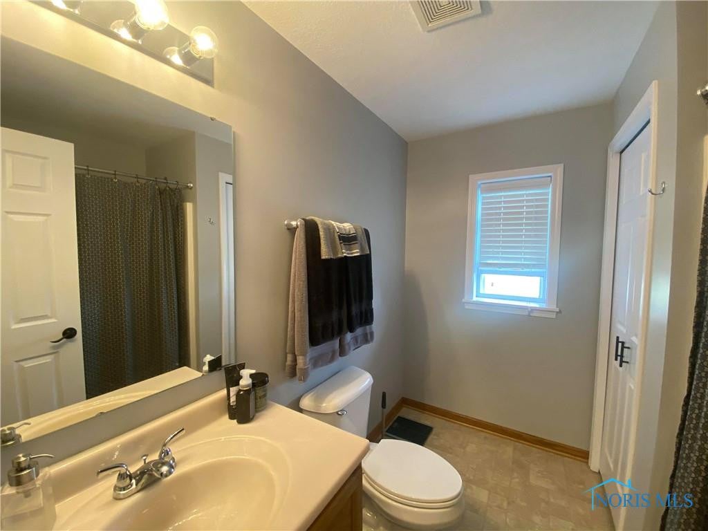 5108 Bay Shore Road Oregon, OH 43616 - Photo 23 of 41 Gallery Image 23