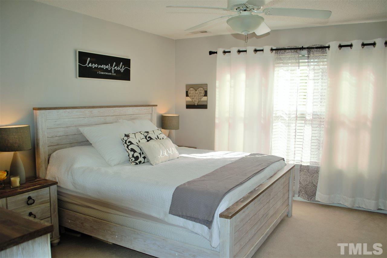 1016 Shackleton Road Apex, NC 27502 - Photo 13 of 24 Gallery Image 13
