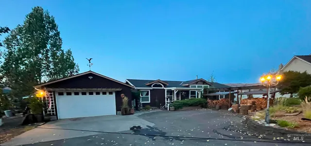 $498,000 | 831 Crest Drive, Kamiah, ID 83536