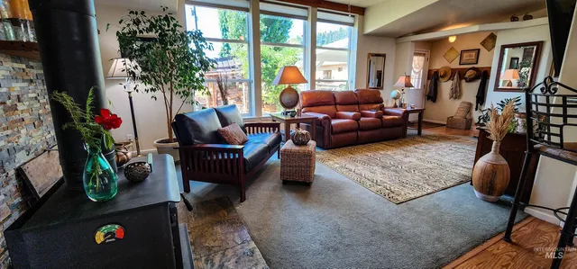 $498,000 | 831 Crest Drive, Kamiah, ID 83536