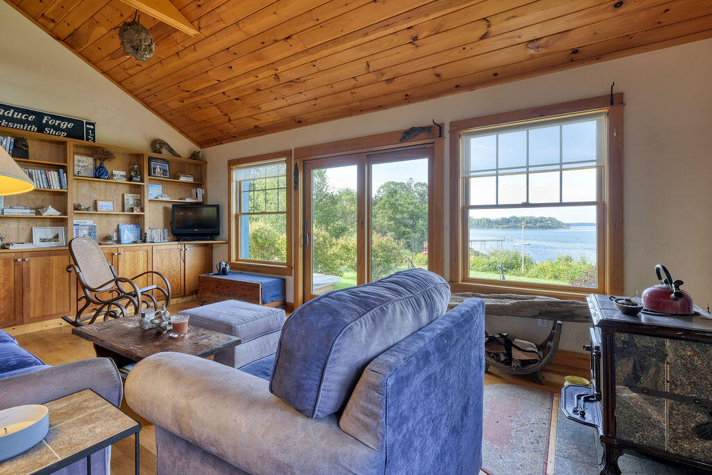 140 Ferry Road Brooksville, ME 04617 - Photo 18 of 73 140FerryRd-15