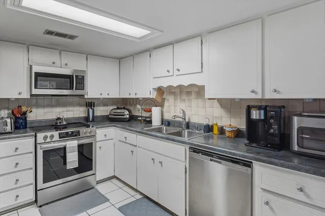 $300,000 | 1068 5th Avenue, Shalimar, FL 32579