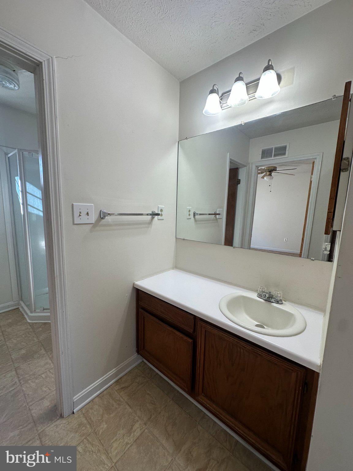 16249 Dahlgren Road King George, VA 22485 - Photo 5 of 8 Bathroom