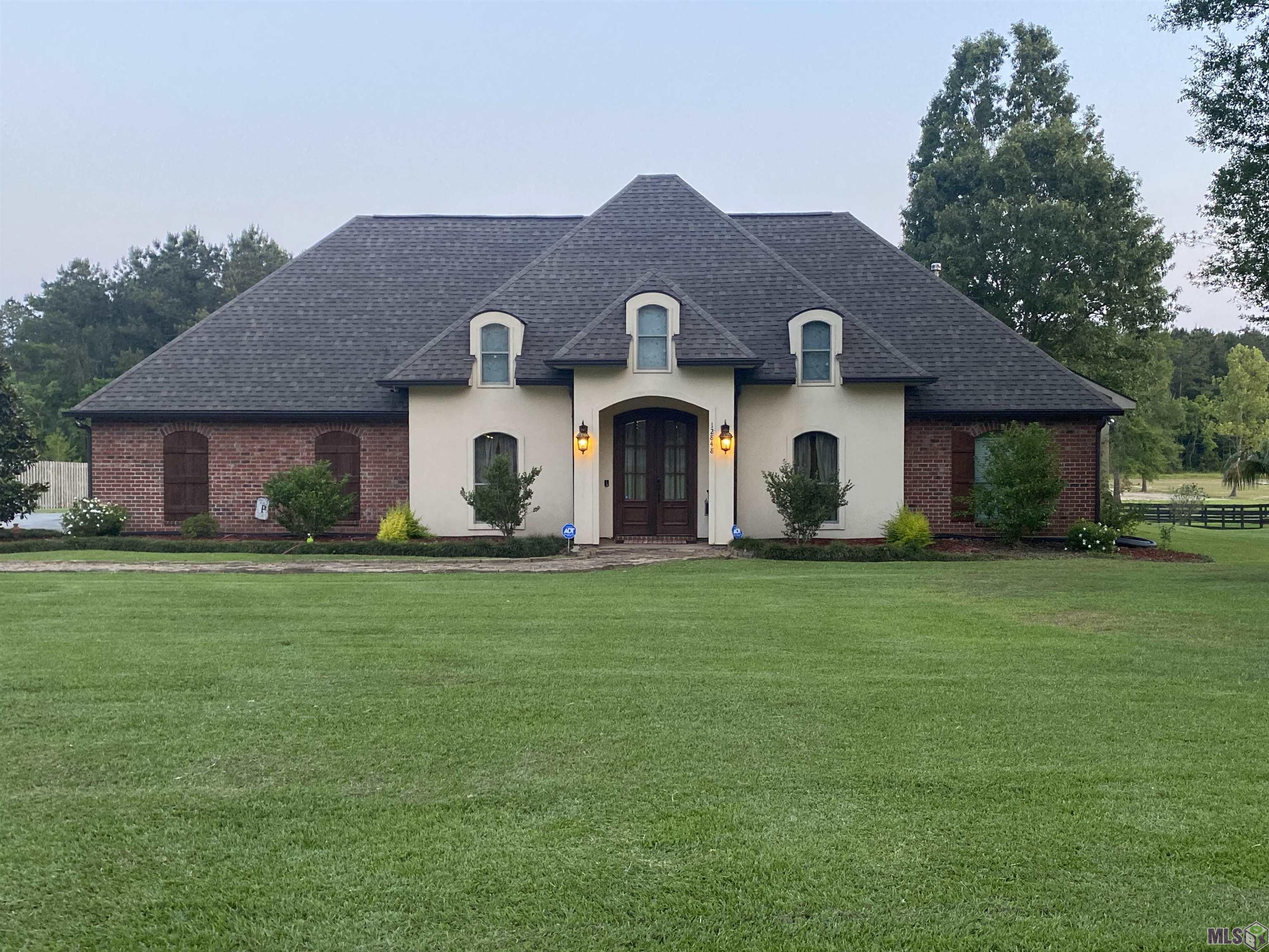 12848 Hammack Road Denham Springs, LA 70726 - Photo 1 of 20 Gallery Image 1