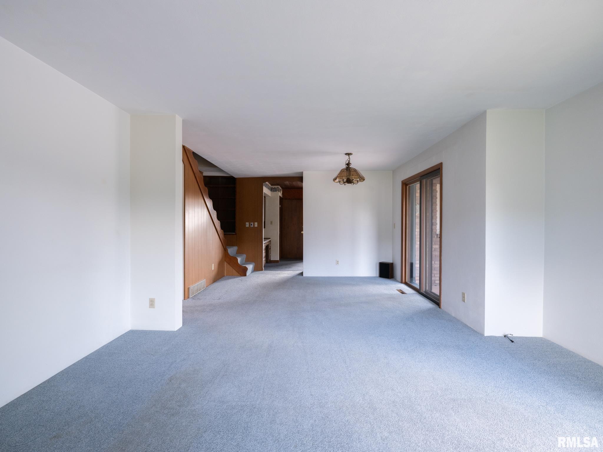1105 Upper Spring Bay Road East Peoria, IL 61611 - Photo 21 of 100 Gallery Image 21