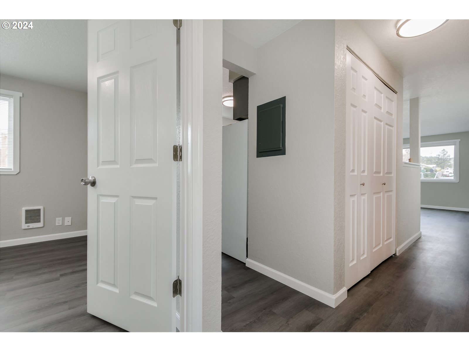 924 South Comstock Road Sutherlin, OR 97479 - Photo 9 of 26 Gallery Image 9