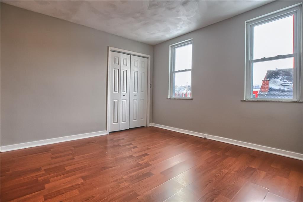 5151 Carnegie Street Pittsburgh, PA 15201 - Photo 8 of 16 Master bedroom