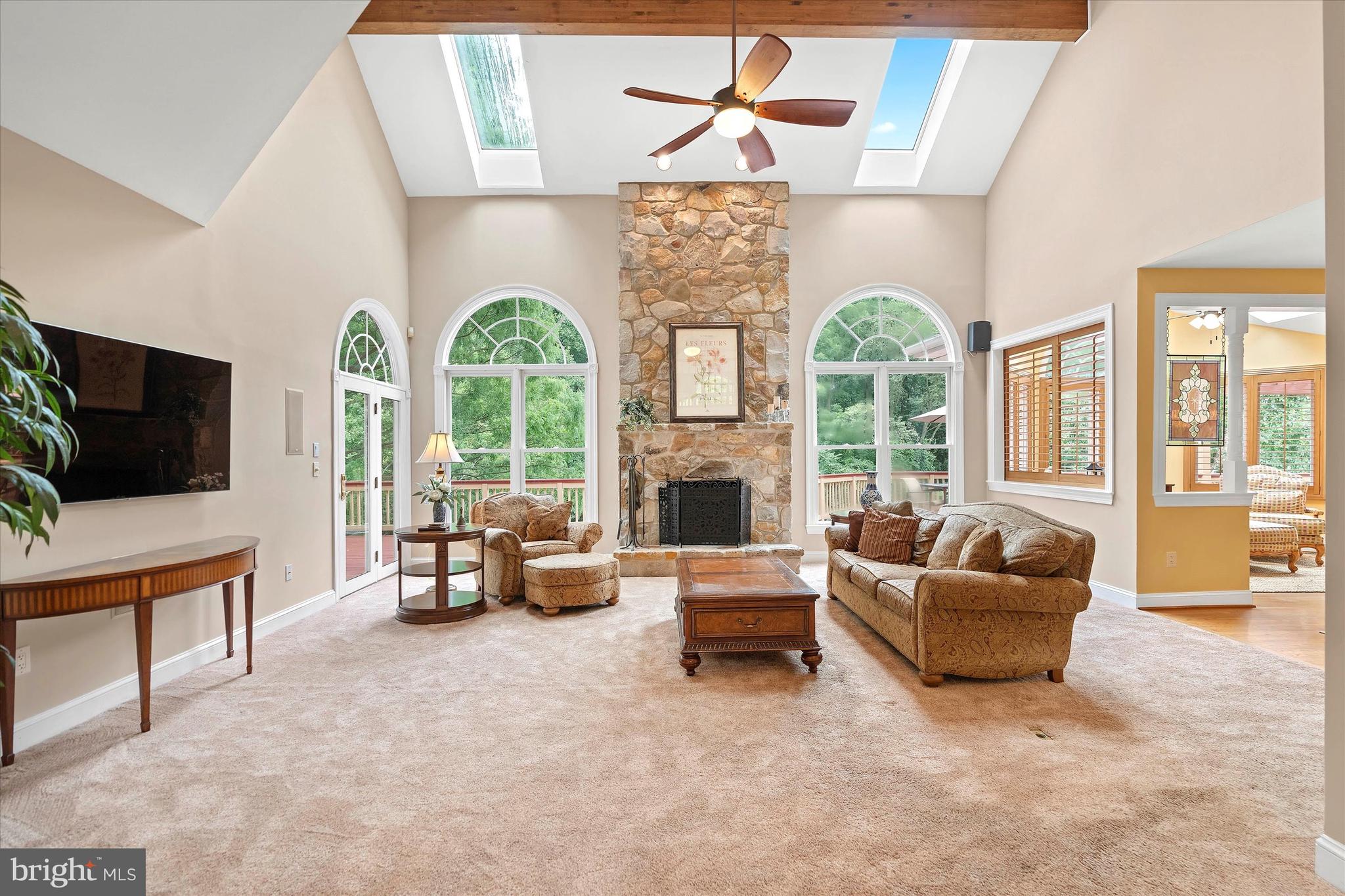 204 Fern Ridge Landenberg, PA 19350 - Photo 18 of 81 Incredible Floor to Ceiling Stone FP & Skylights