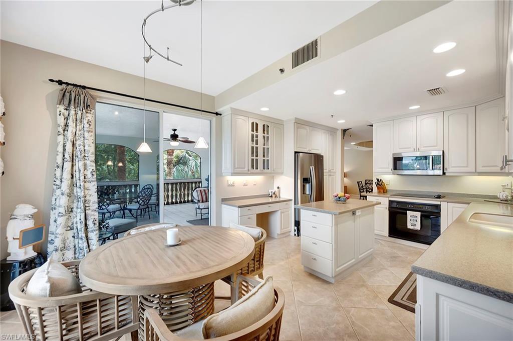 1004 5th Street South, Unit 502 Naples, FL 34102 - Photo 11 of 37